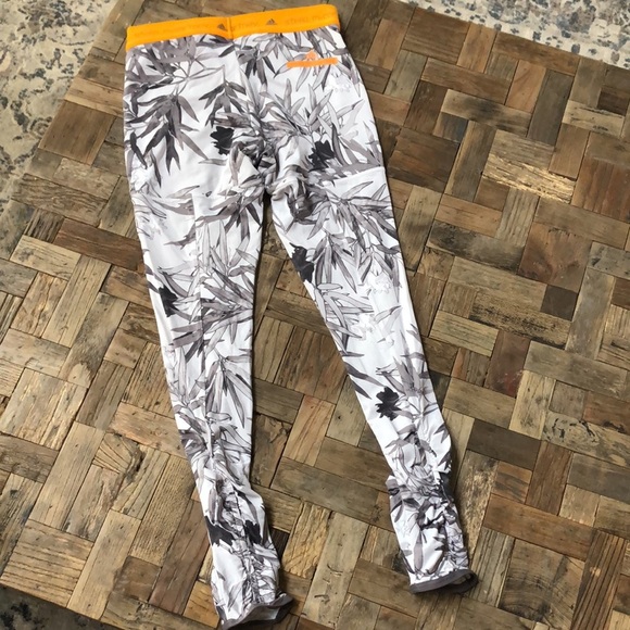 Adidas by Stella McCartney Yoga Clima Bamboo Leggings. Size XS - Picture 9 of 10